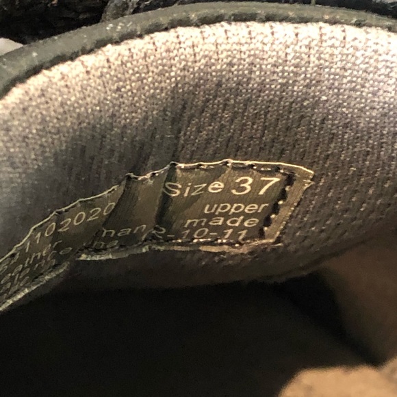 Dansko Kip black leather lace up walking shoes - Picture 8 of 10